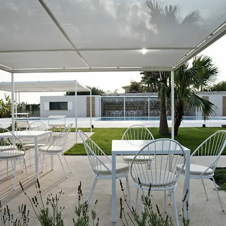 La Scibina Aparthotel 4*